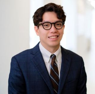 Headshot of Poemlarp_Mekraksaki